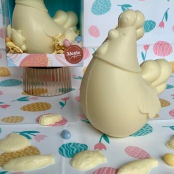 Moulage Poule au Chocolat Blanc