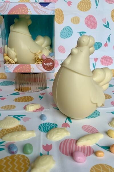 Moulage Poule au Chocolat Blanc