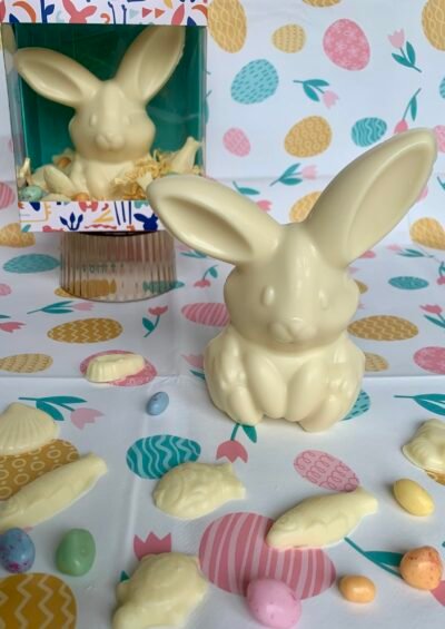 Moulage Lapin au Chocolat Blanc